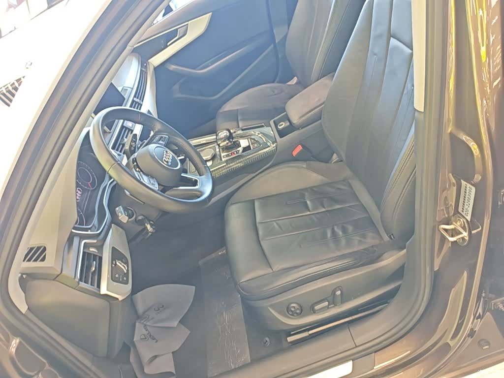 Audi A4L, 2019 15