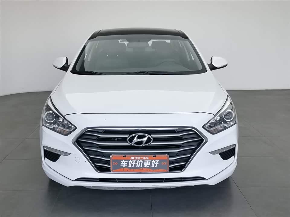 Hyundai Name picture