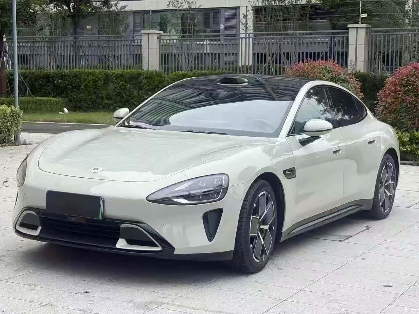 Xiaomi SU7, 2025 10