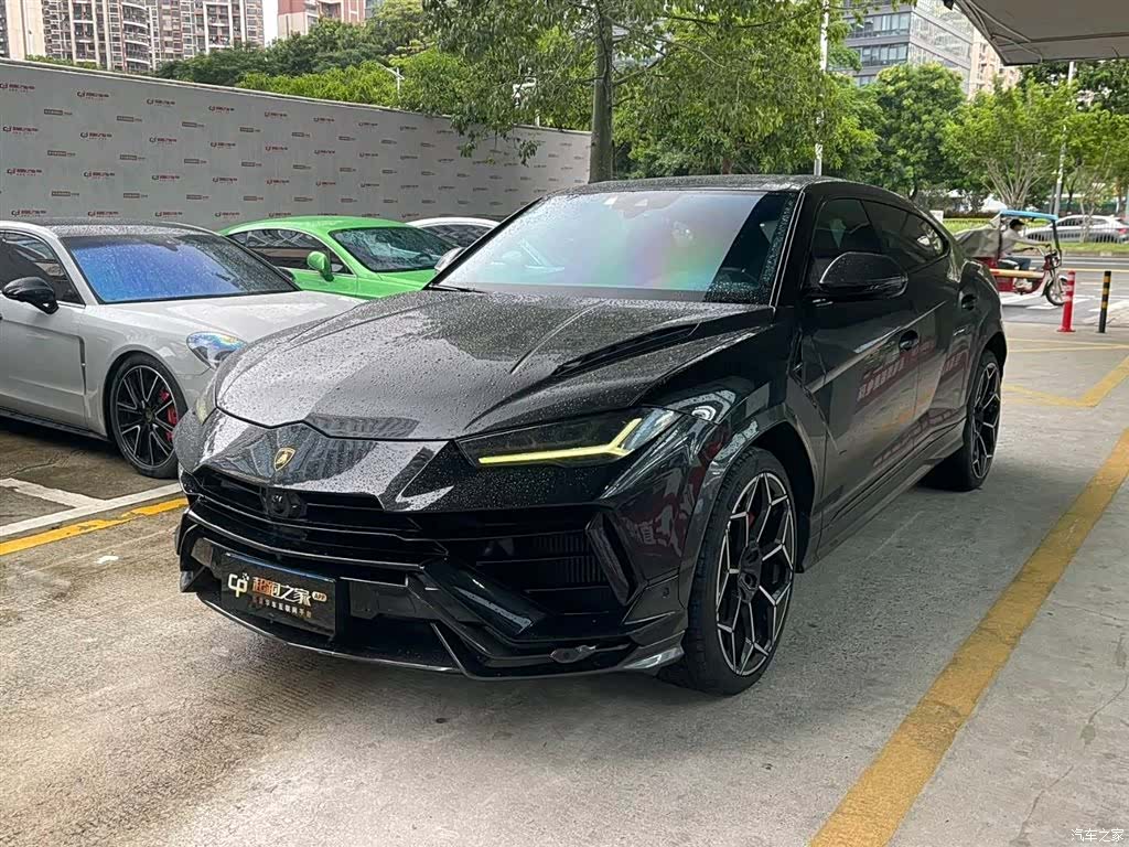 Lamborghini Urus