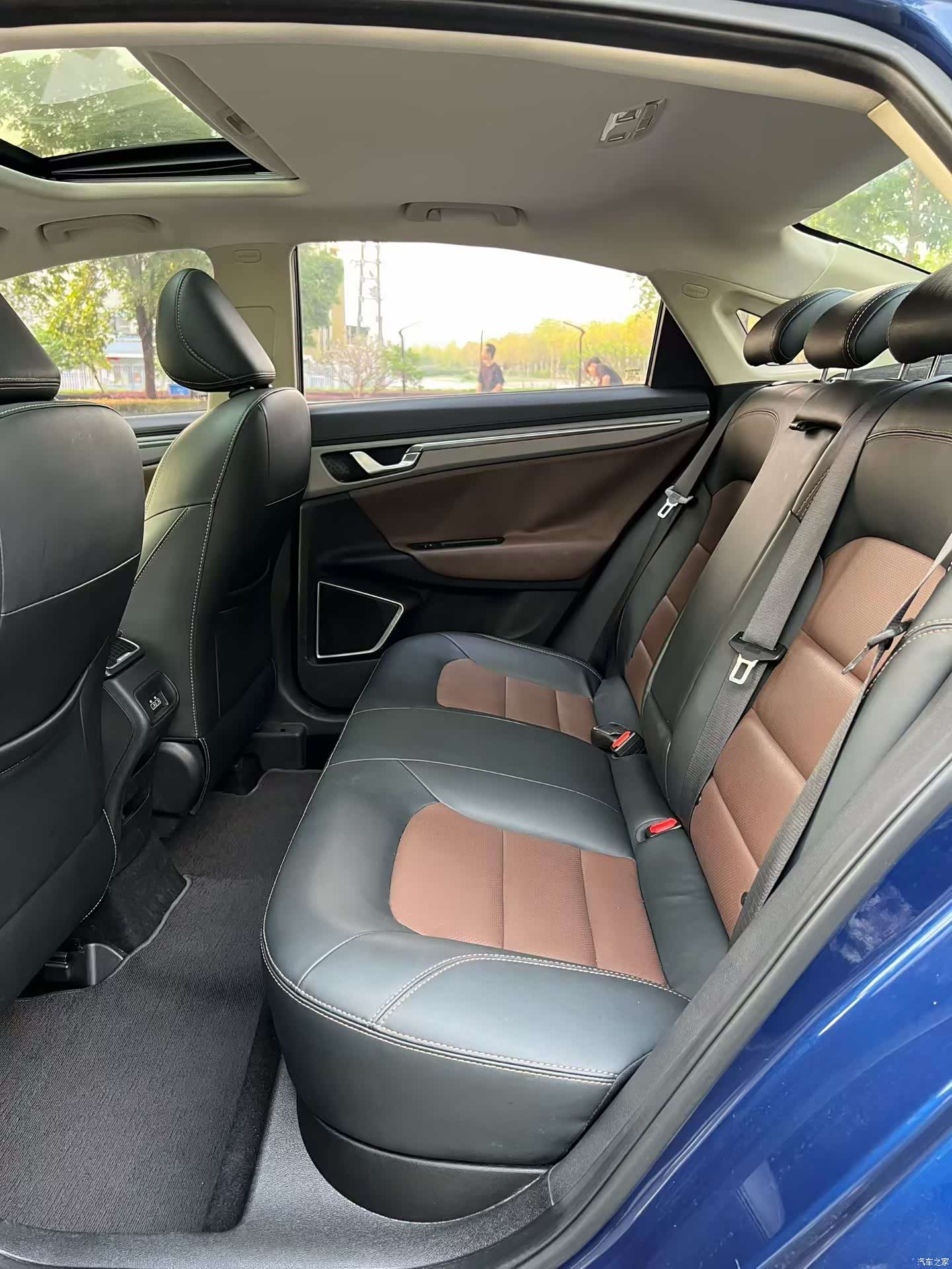 Geely Emgrand, 2018 9