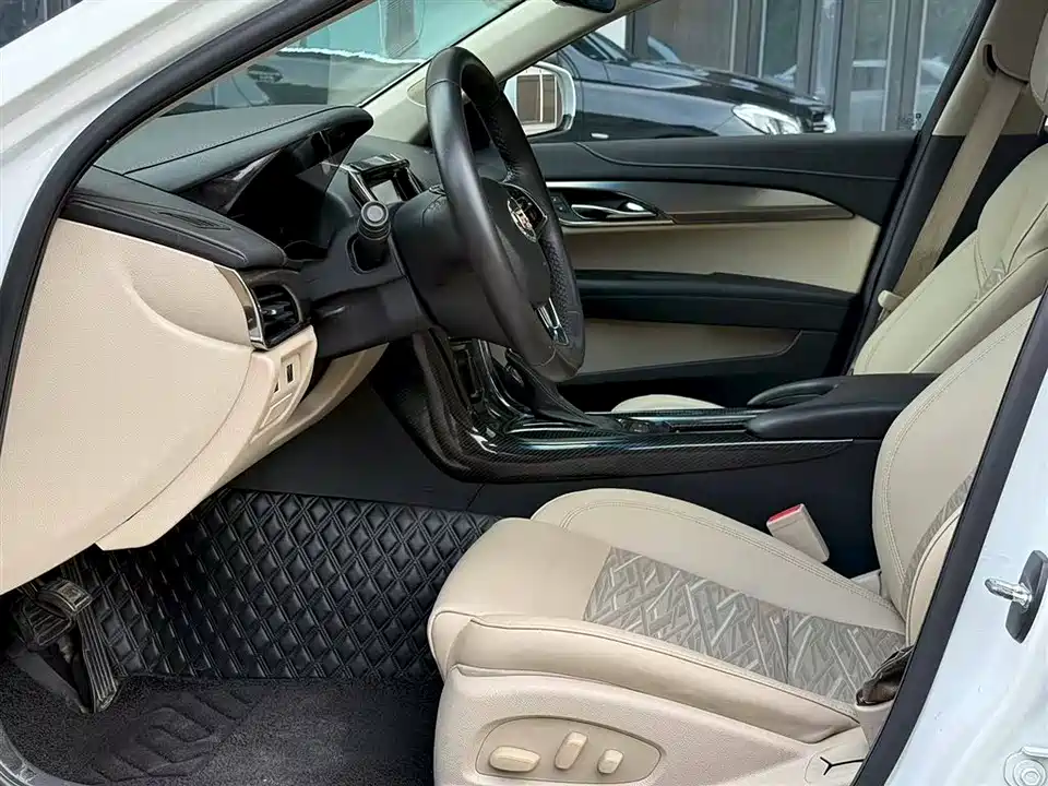 Cadillac ATS-L
