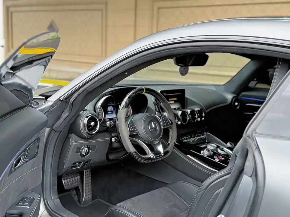 Mercedes-Benz AMG GT Mercedes-Benz AMG GT