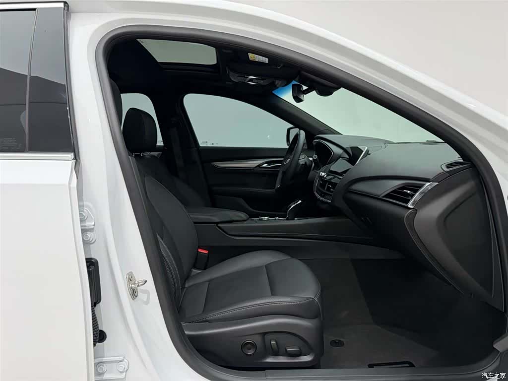 Cadillac CT5, 2022 19