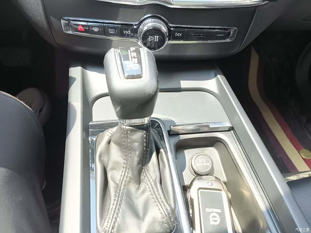 Volvo XC60, 2018 14