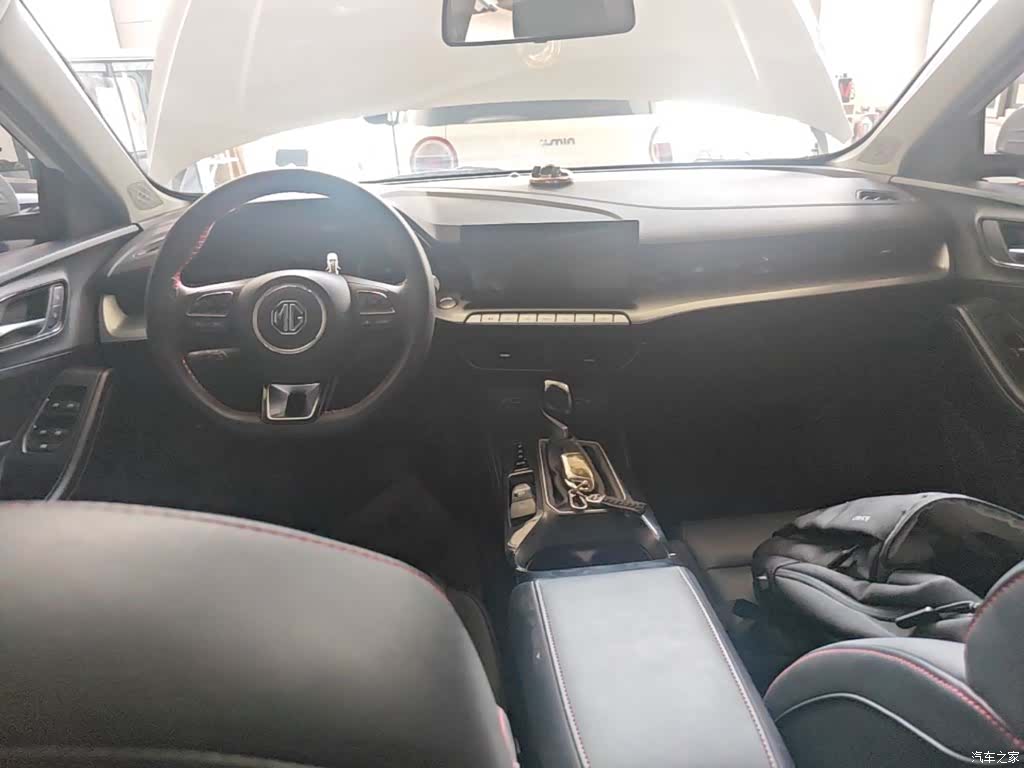 MG MG5, 2024 10