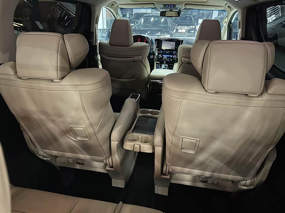 Toyota Elfa Toyota Elfa