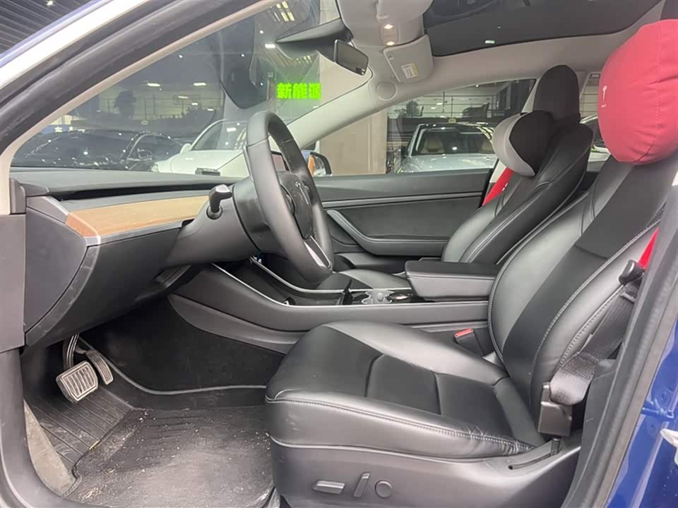 Tesla Model 3 Tesla Model 3