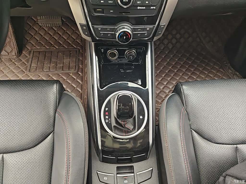 Zotye X5, 2018 11
