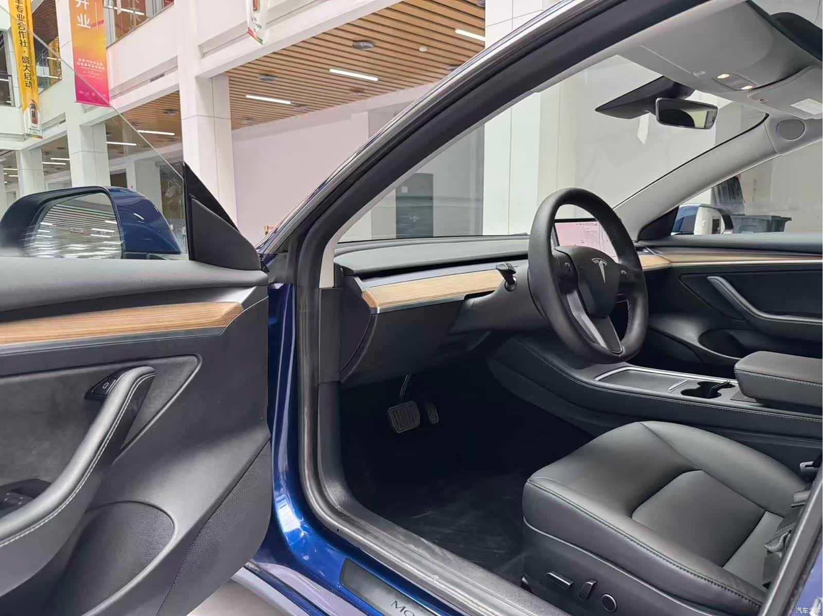 Tesla Model 3, 2021 9