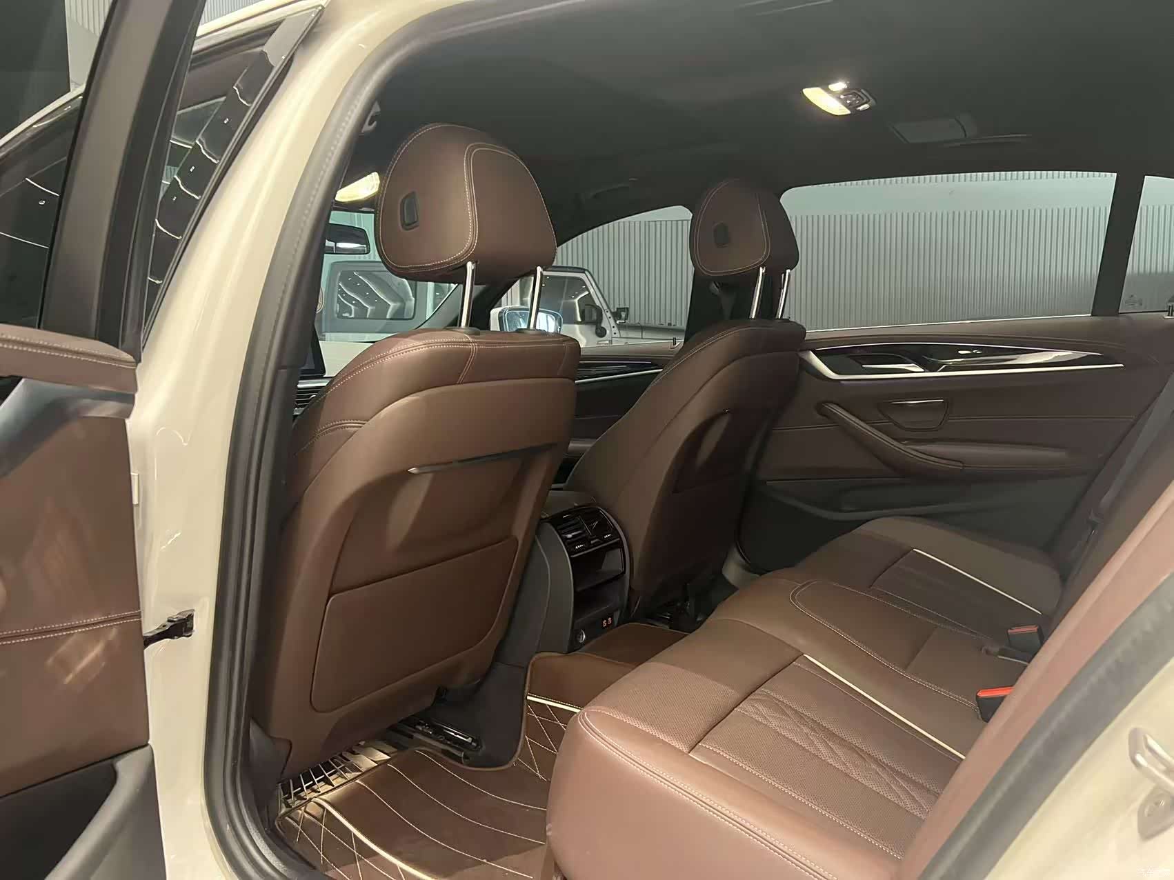 BMW 5 Series, 2024 6