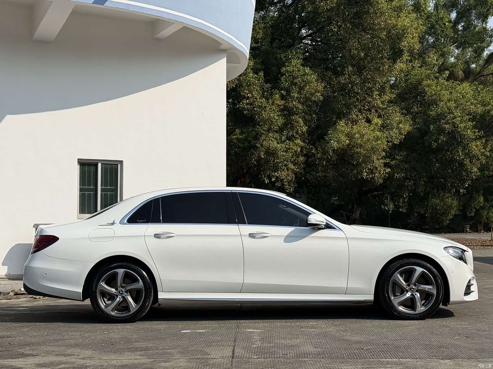 Mercedes-Benz E-Class, 2018 11