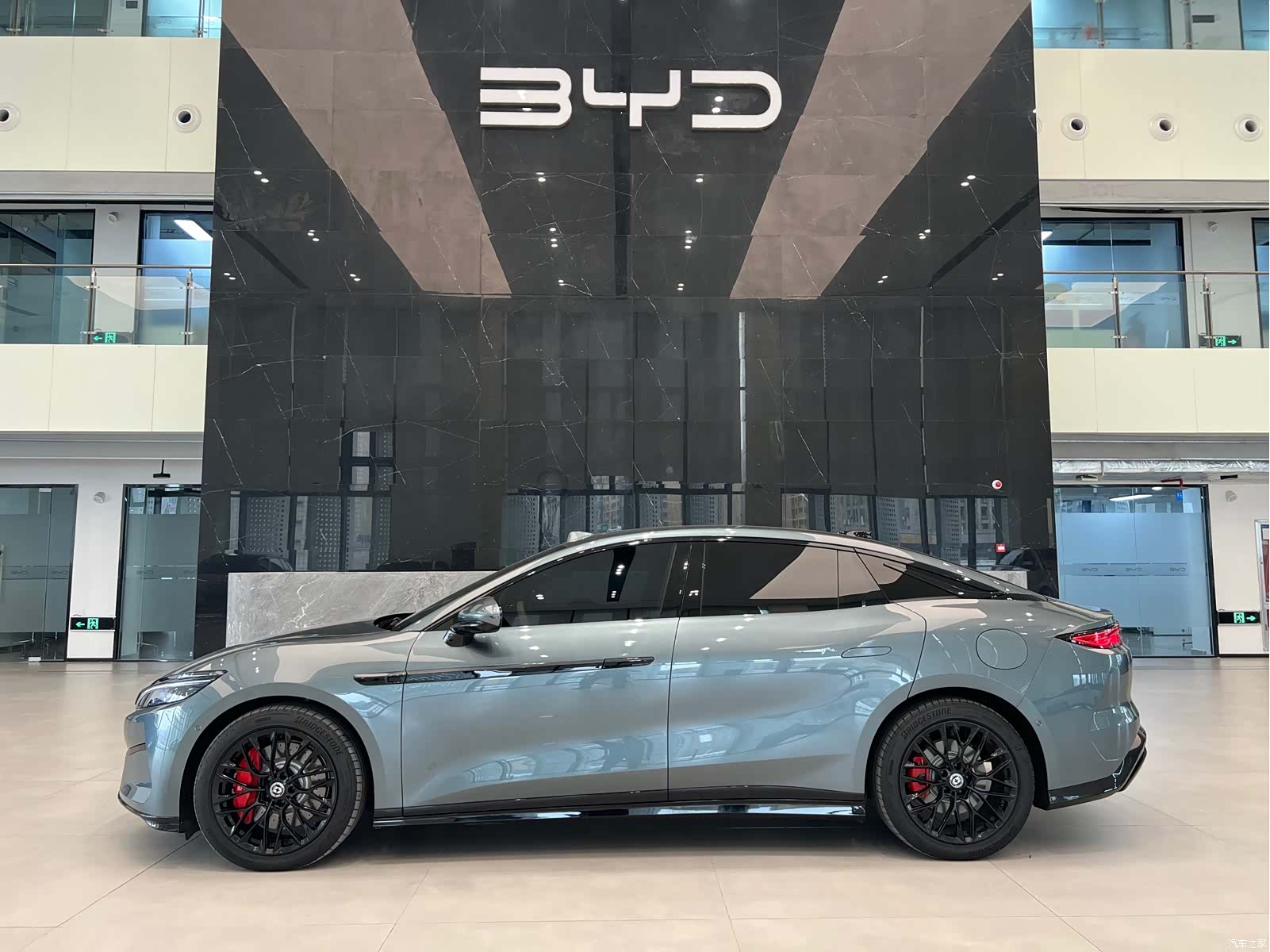 BYD Han, 2025 3