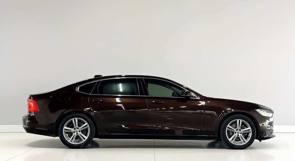 Volvo S90, 2017 3