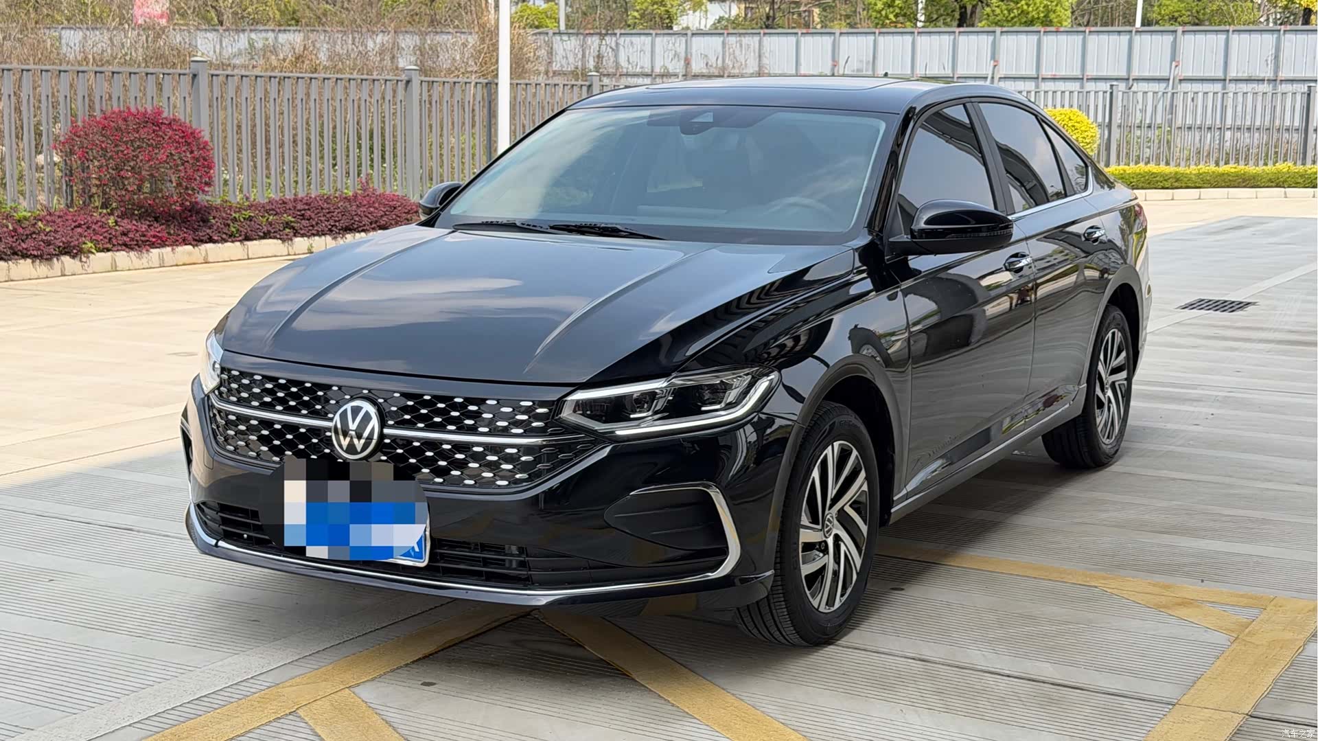 Volkswagen Lavida, 2025 1