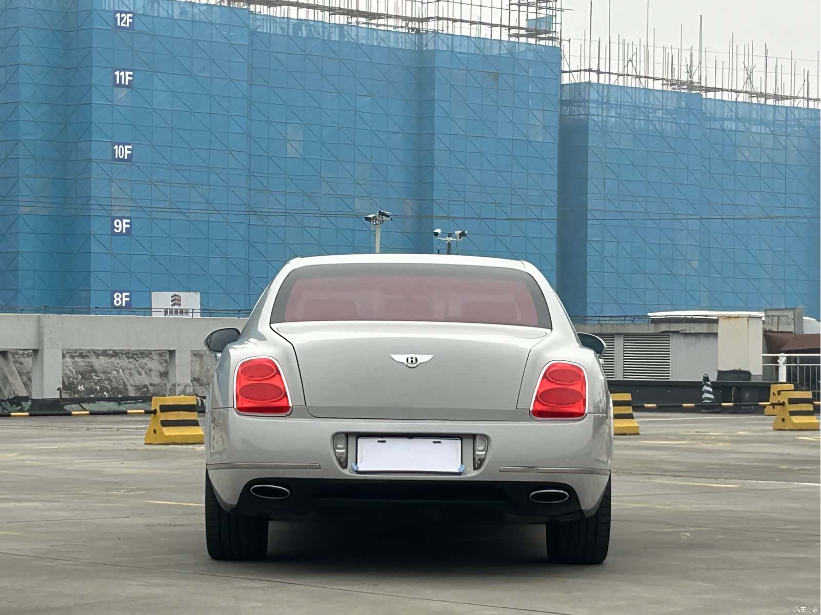 Bentley Flying Spur, 2013 7