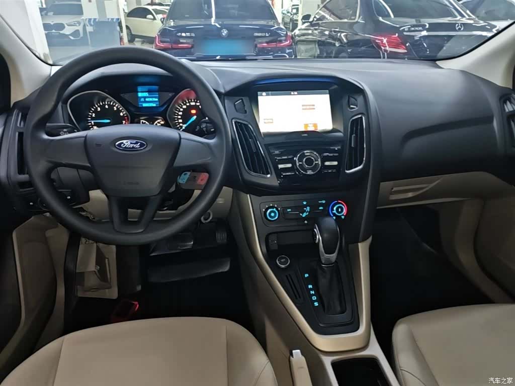 Ford Focus, 2017 10