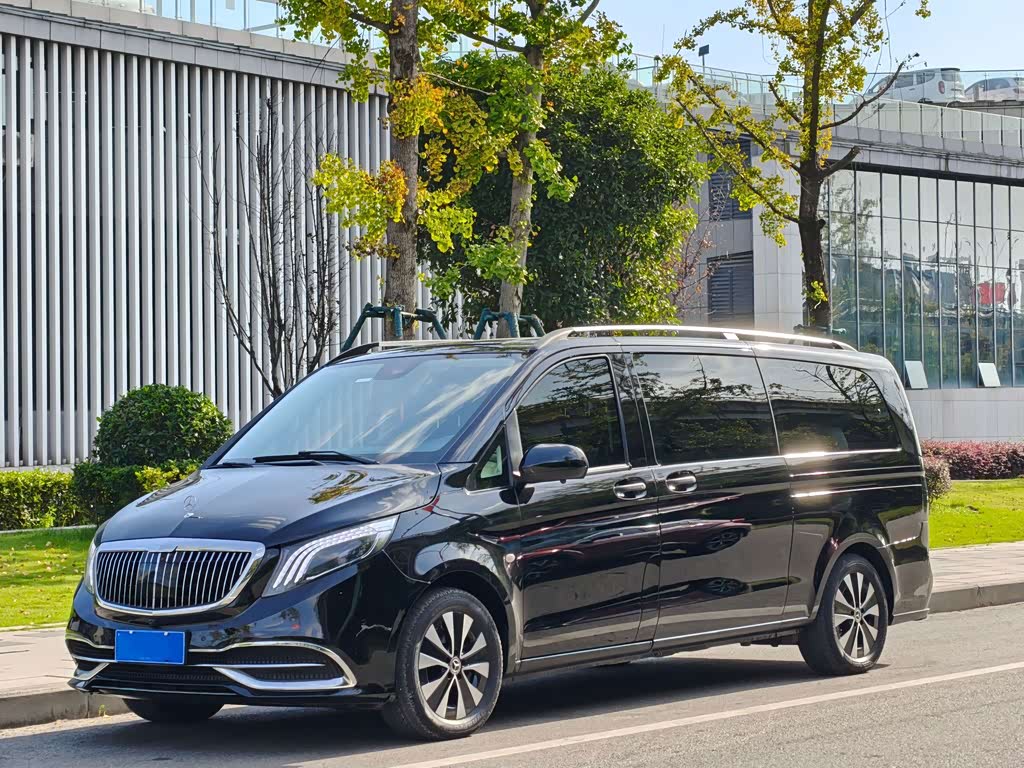 Mercedes-Benz Vito 2021 2.0T 7 мест