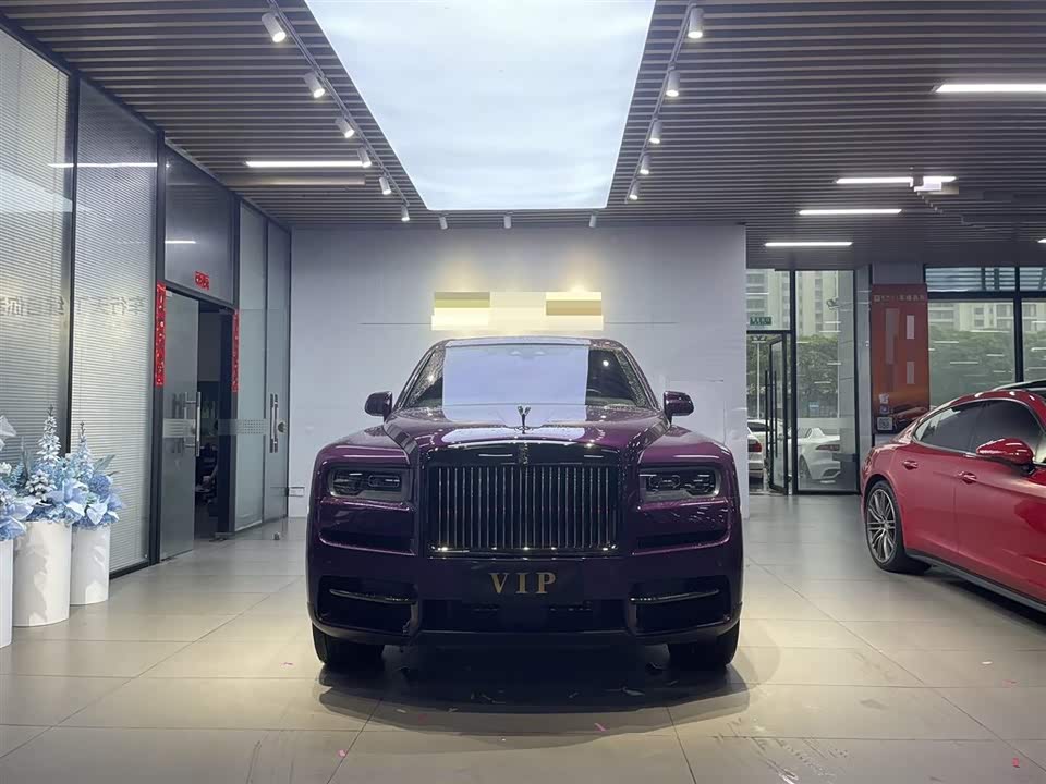 Rolls-Royce Cullinan Rolls-Royce Cullinan