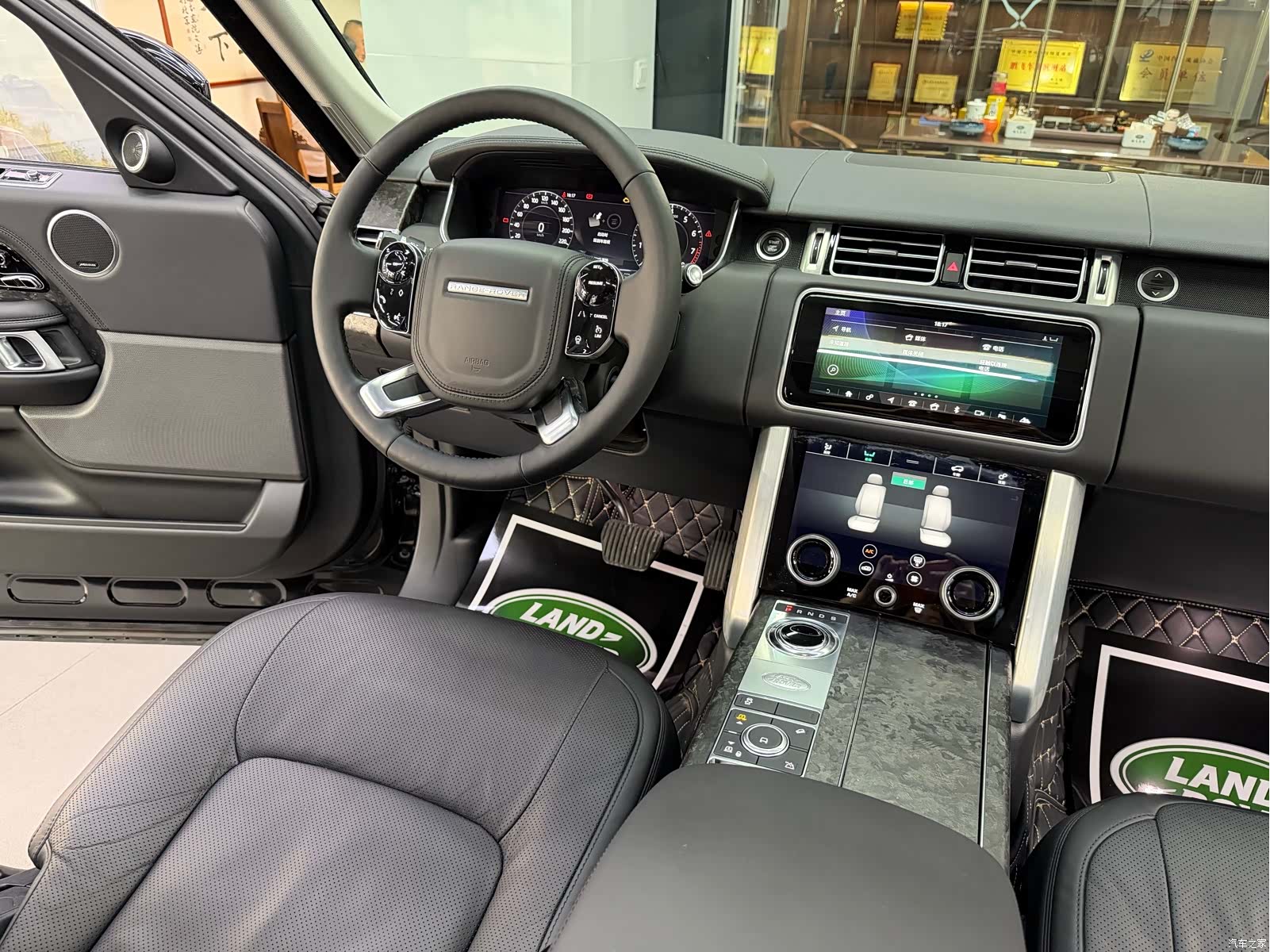 Land Rover Range Rover, 2019 15