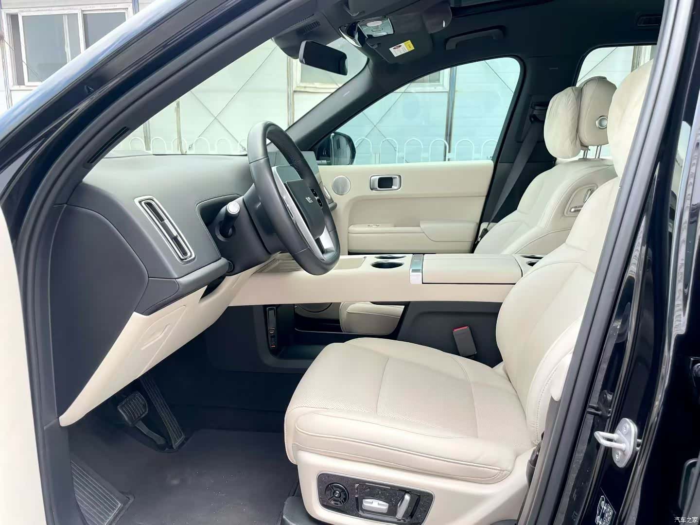Li Auto L9, 2022 все фото