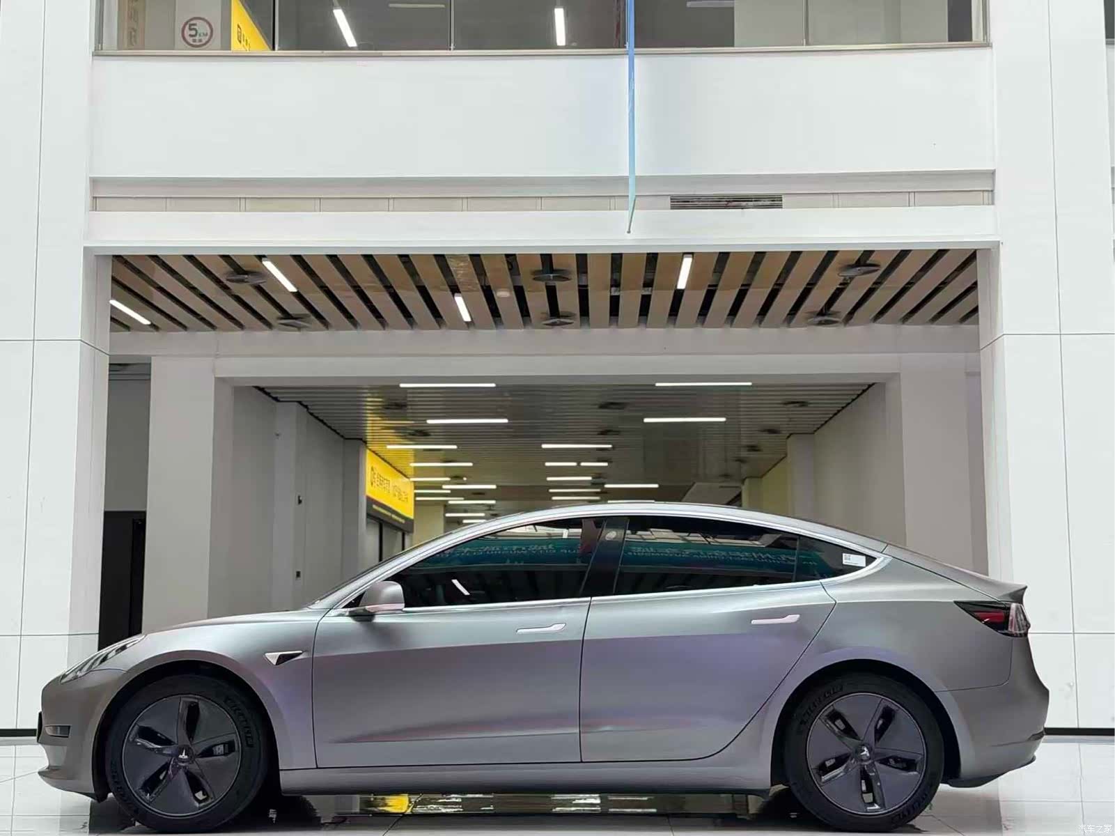 Tesla Model 3, 2021 8