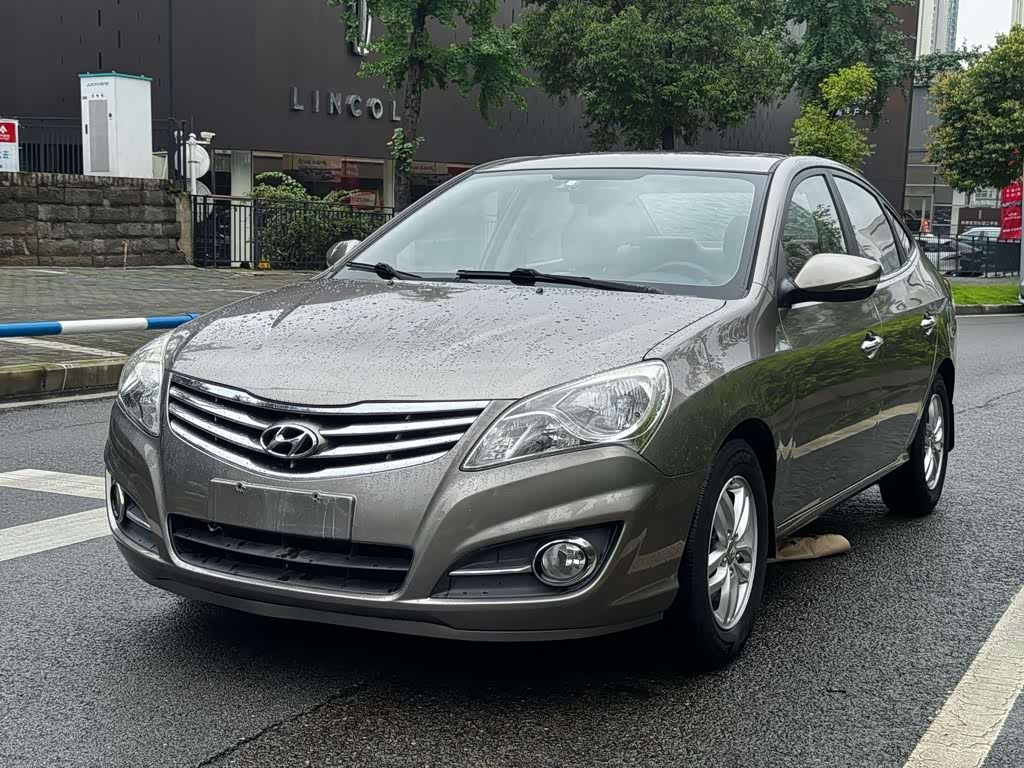 Hyundai Elantra