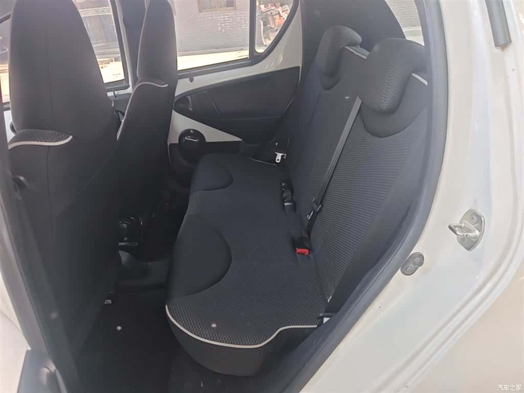 BYD e1, 2021 17