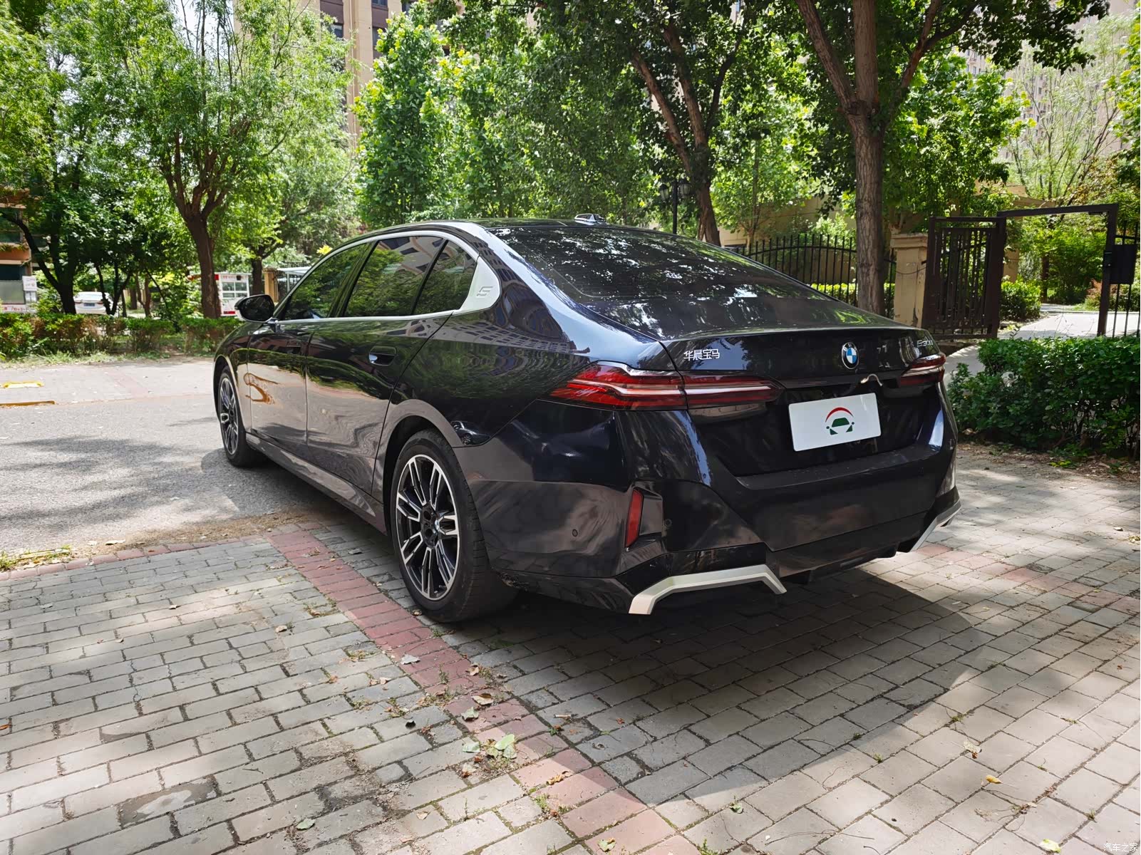 BMW 5 Series, 2025 6