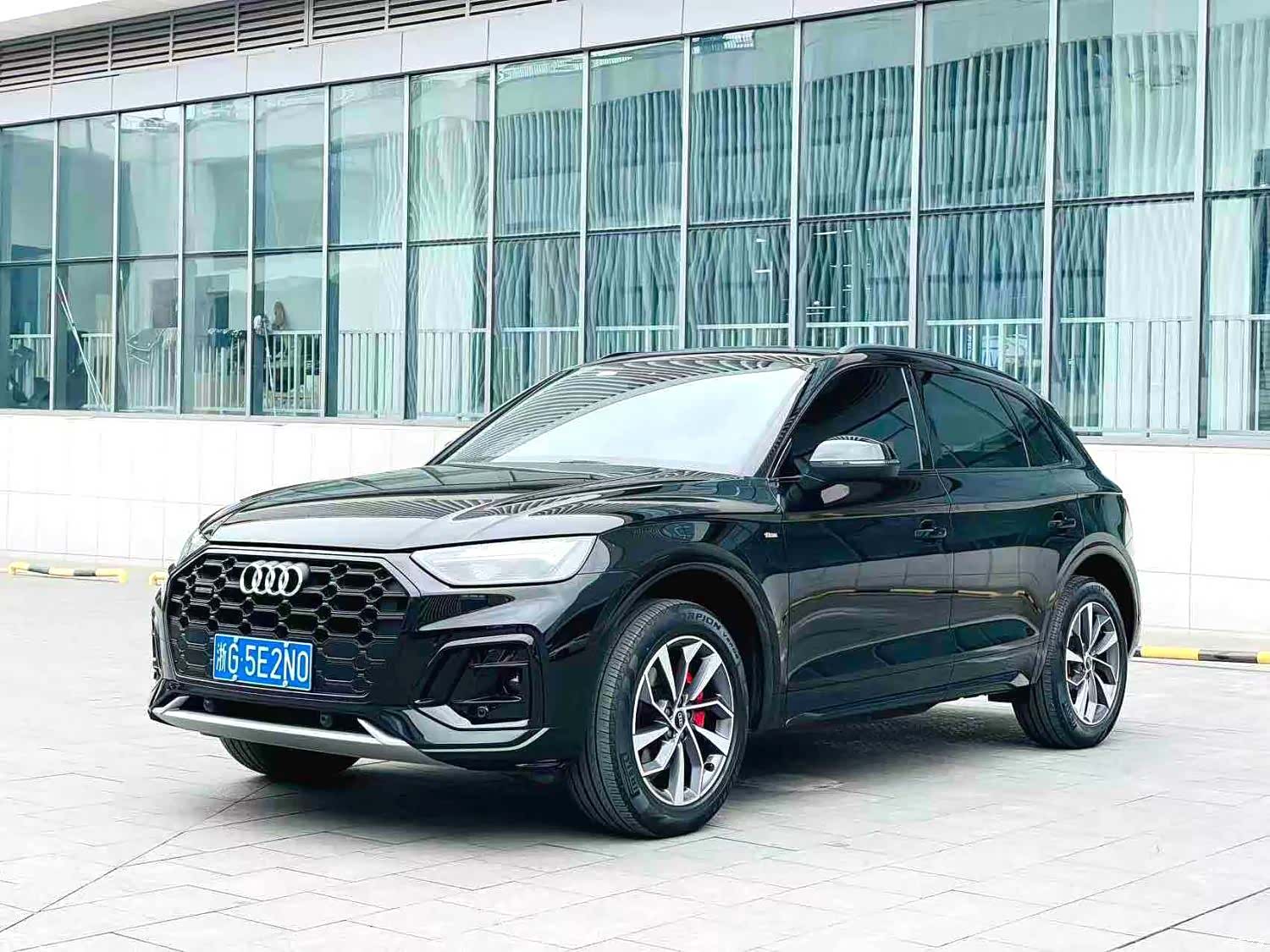 Audi Q5L, 2024 1