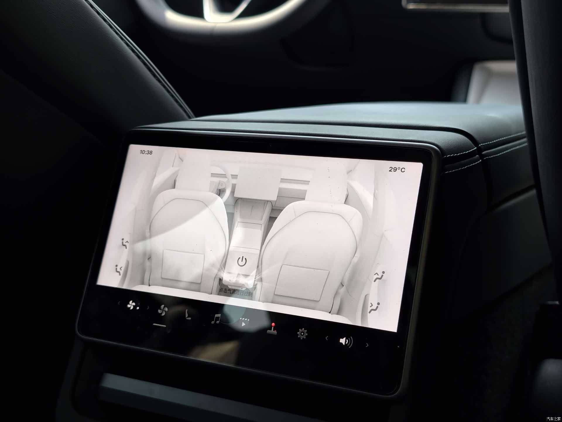 Tesla Model 3, 2025 21