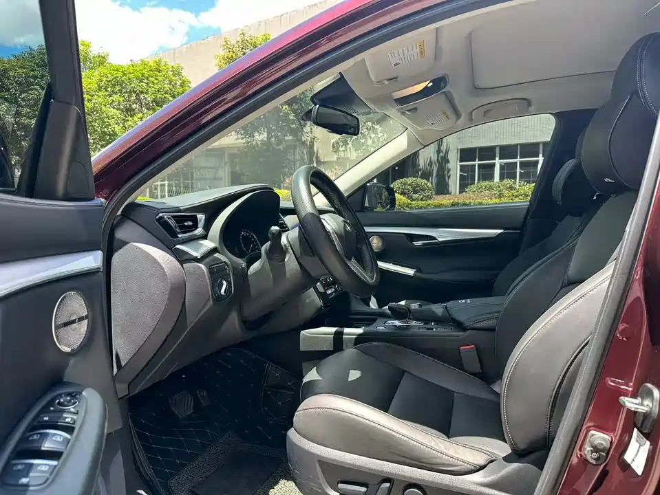 Infiniti QX50