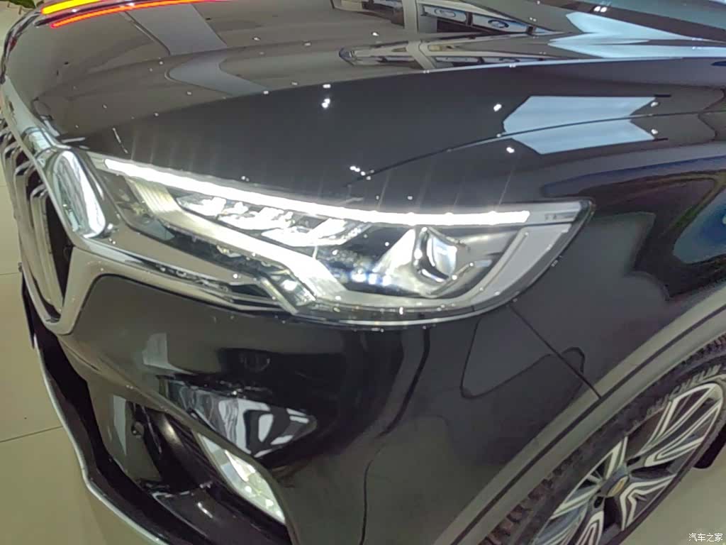 Hongqi HS5, 2022 24