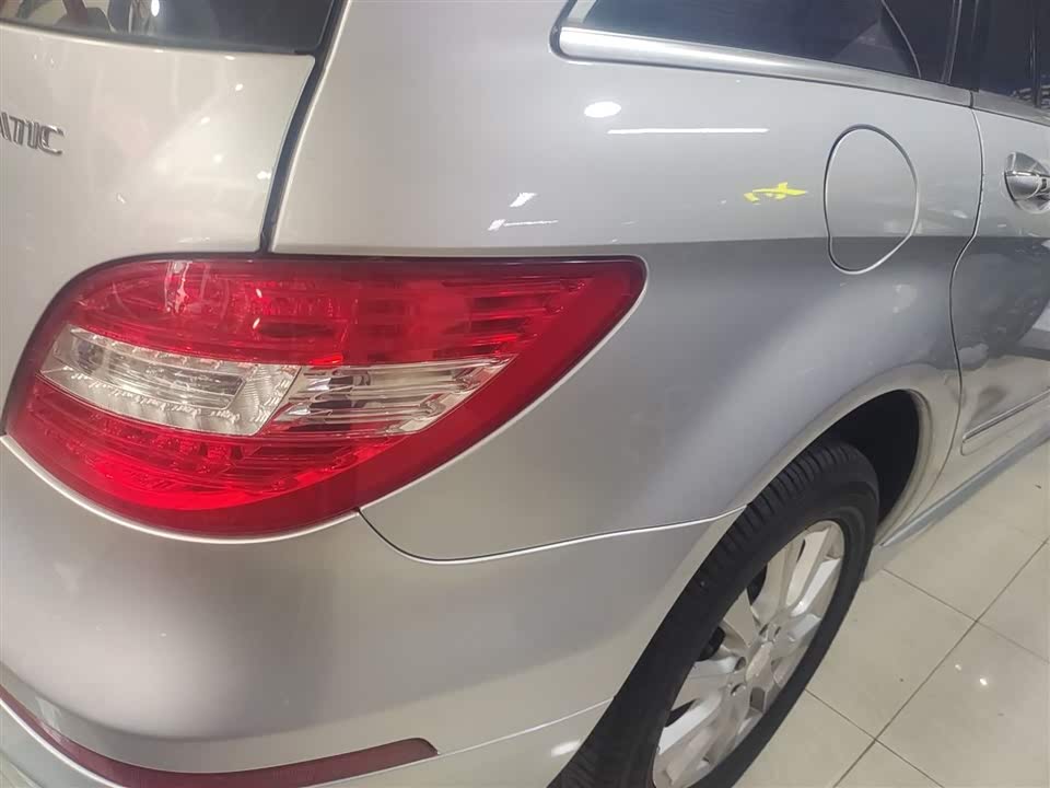 Mercedes-Benz R-class