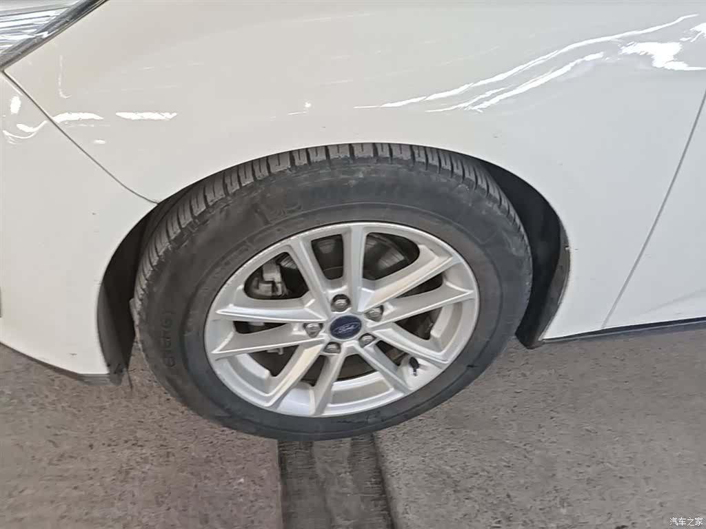 Ford Focus, 2016 23