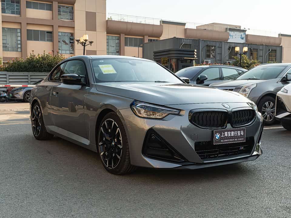 BMW M240i