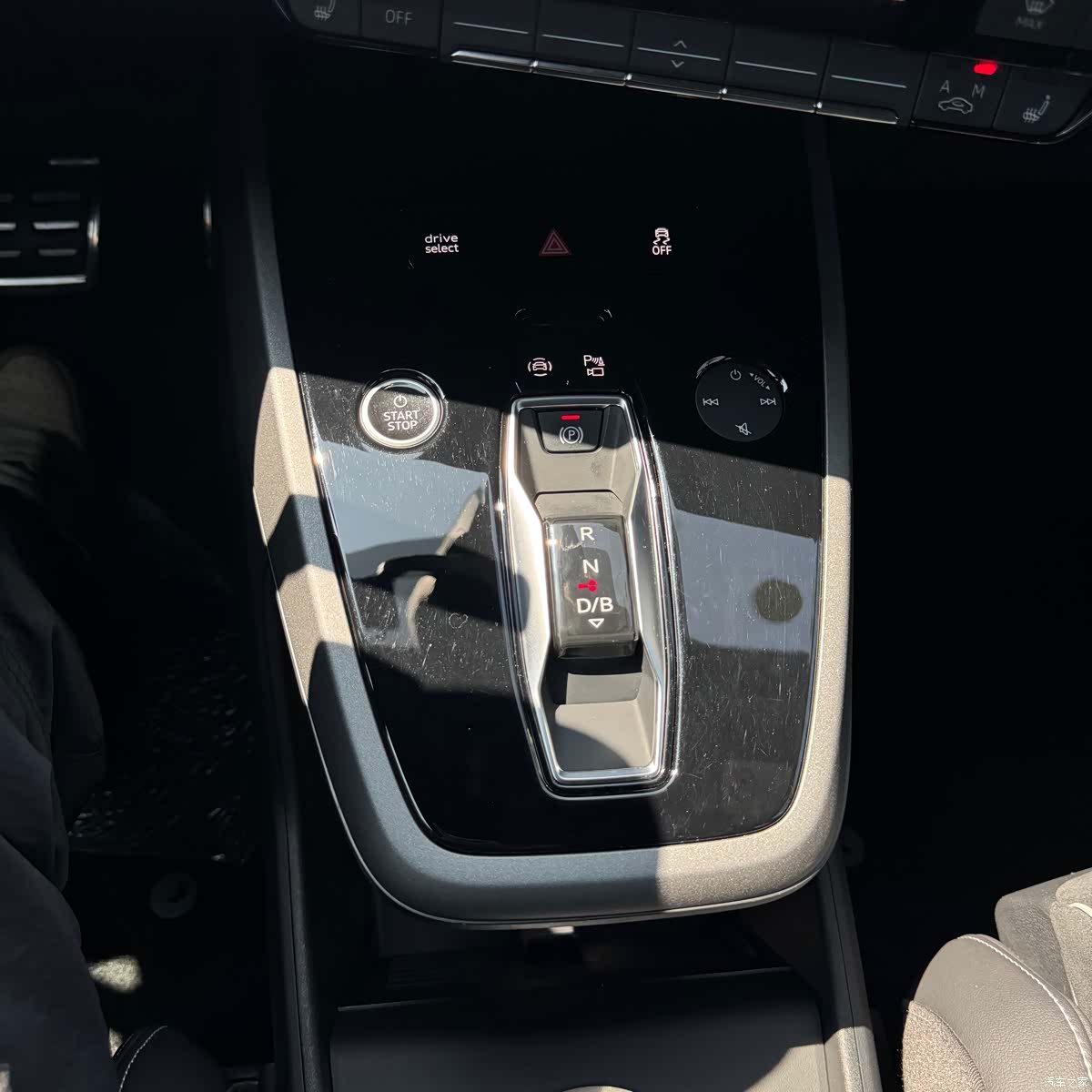 Audi Q5 e-tron, 2023 23