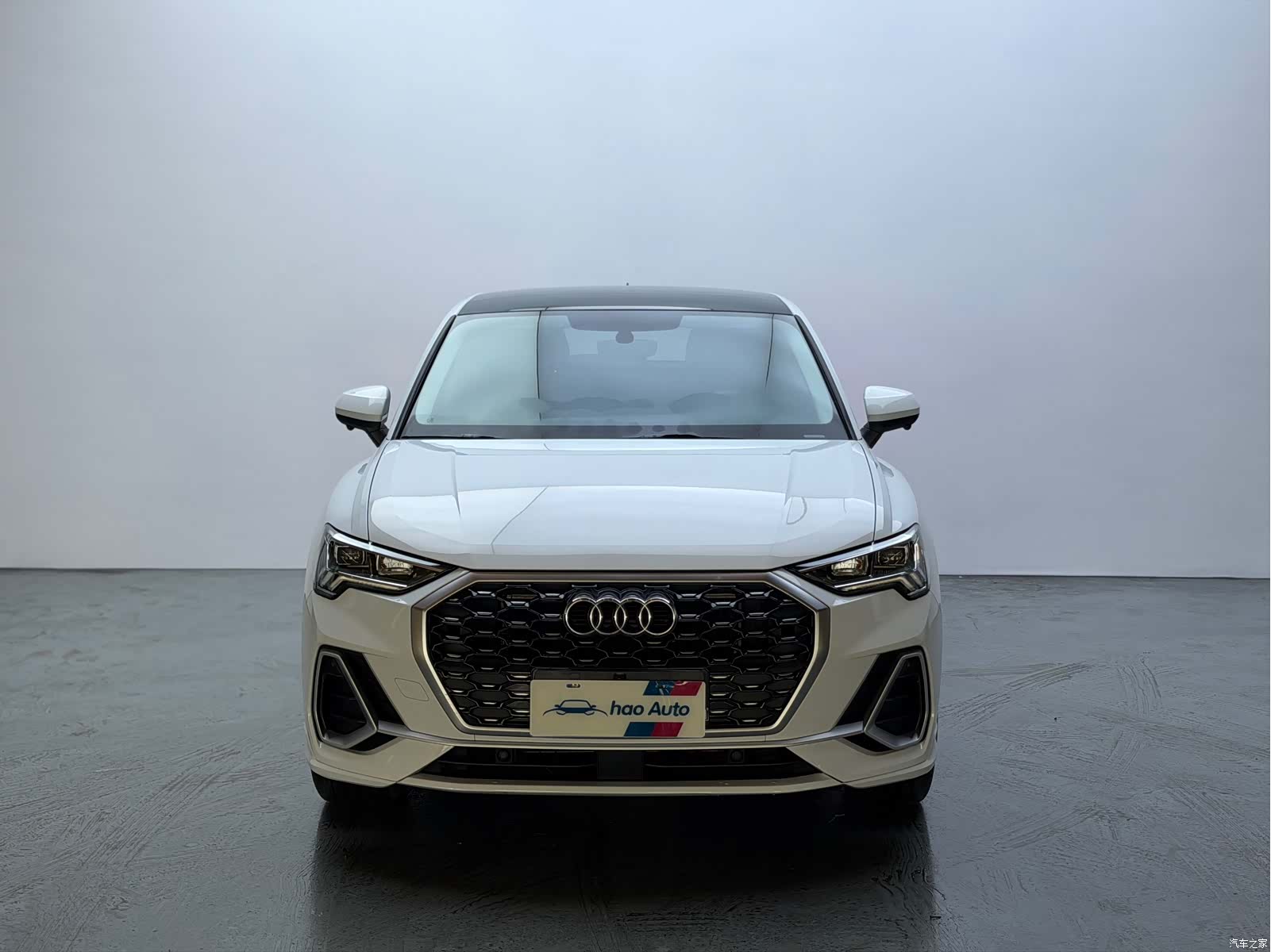 Audi Q3, 2022 2