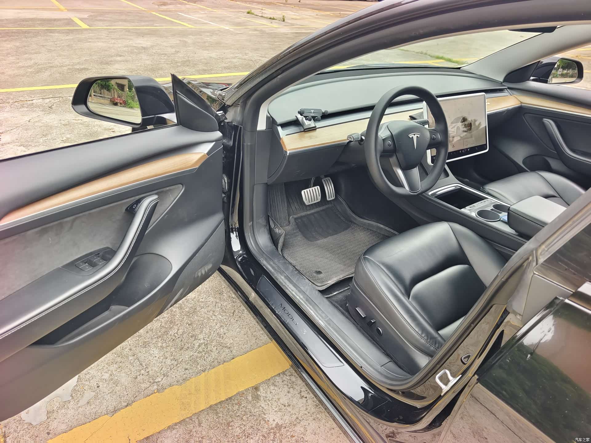 Tesla Model 3, 2022 10