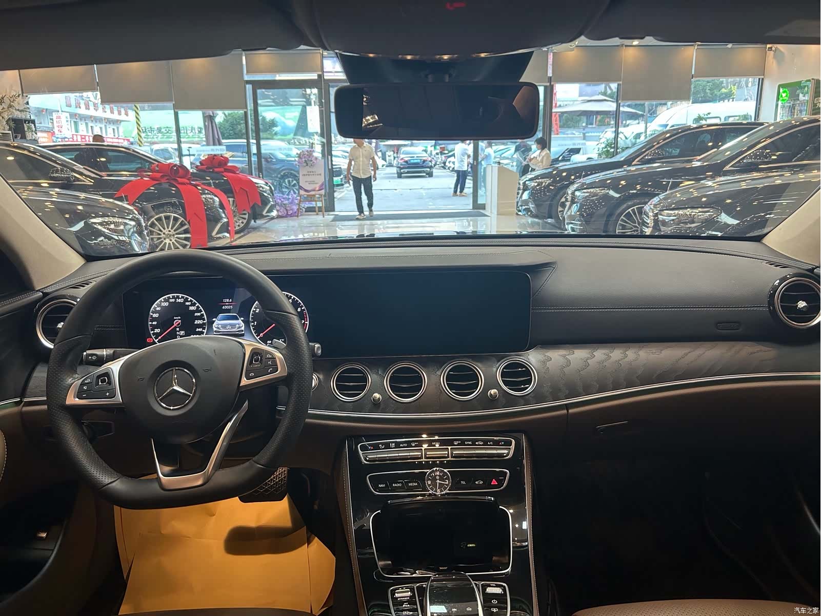Mercedes-Benz E-Class, 2017 10