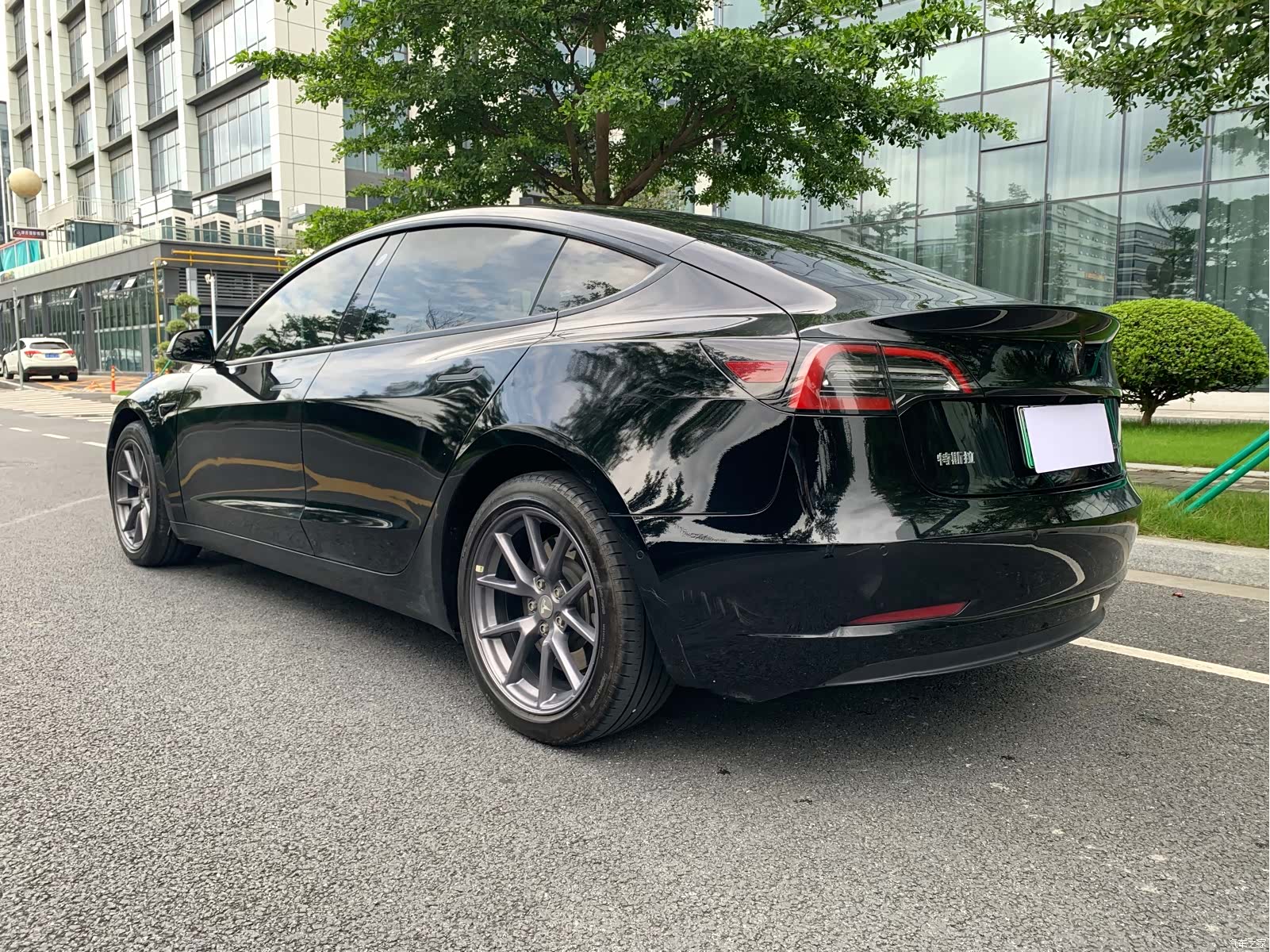 Tesla Model 3, 2022 6