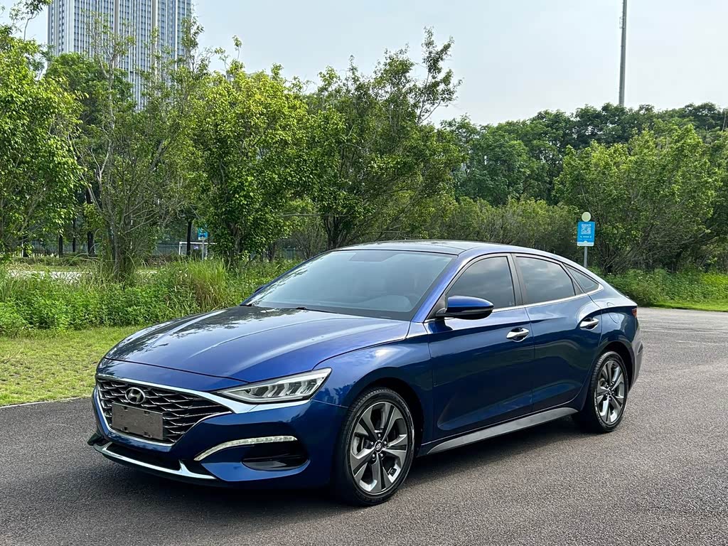 Hyundai Lafesta