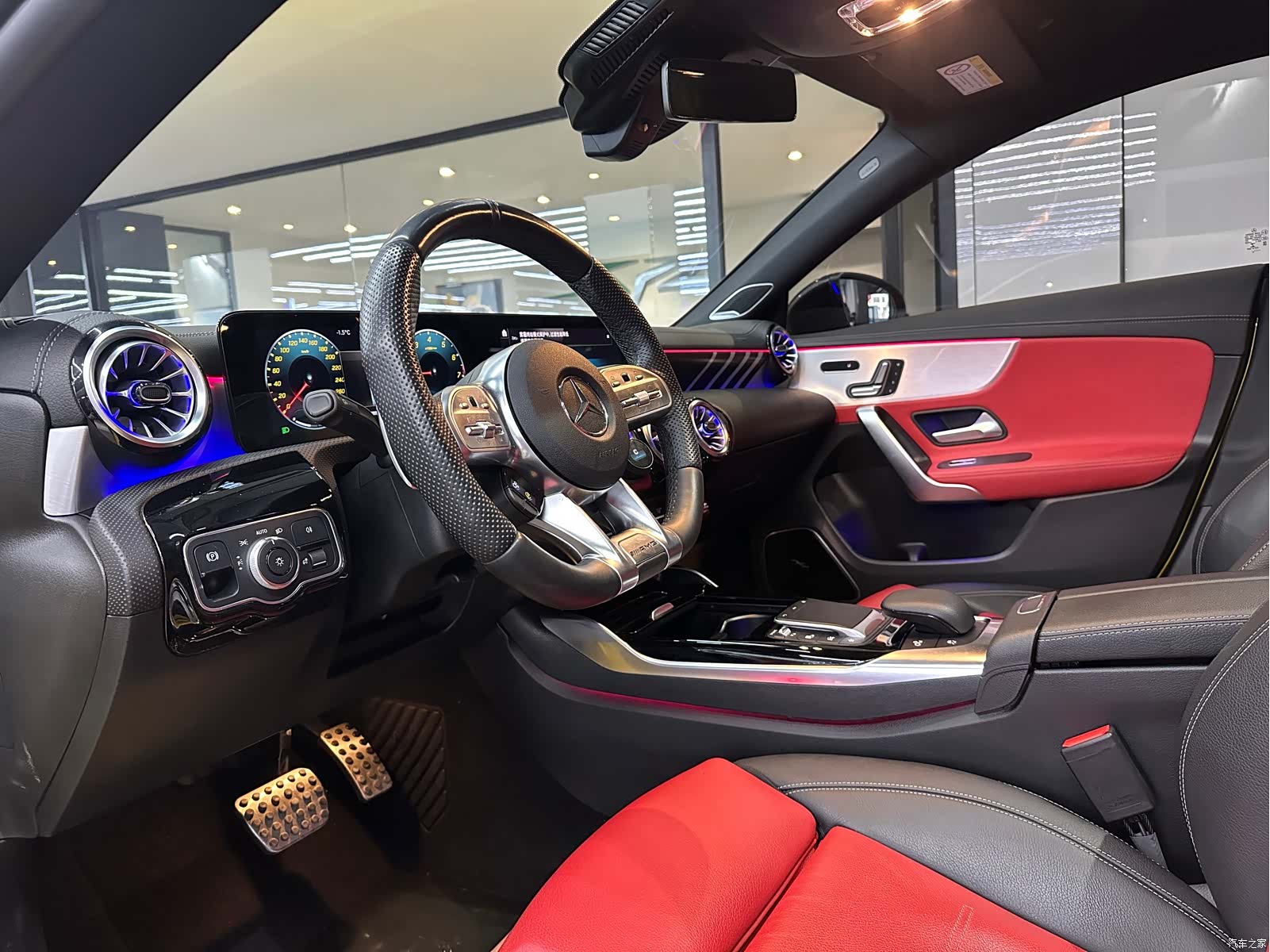 Mercedes-Benz CLA, 2021 все фото