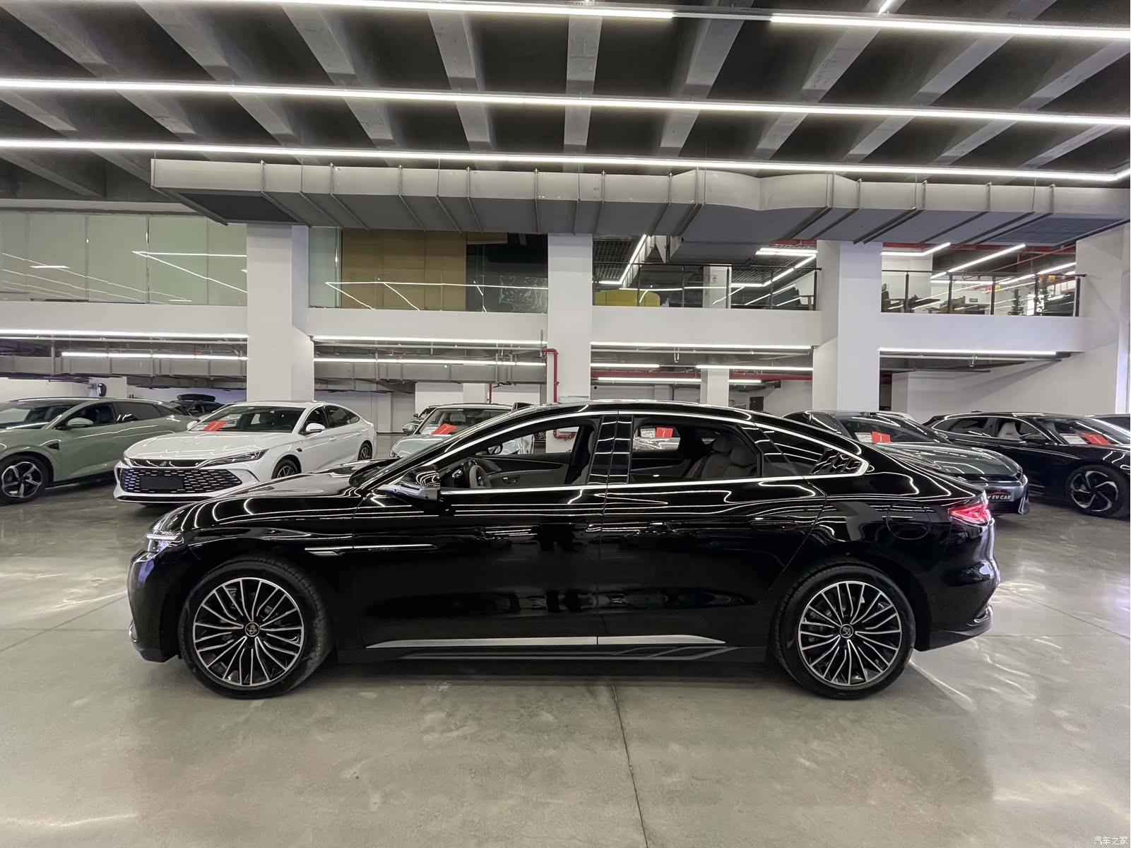 BYD Han, 2025 3