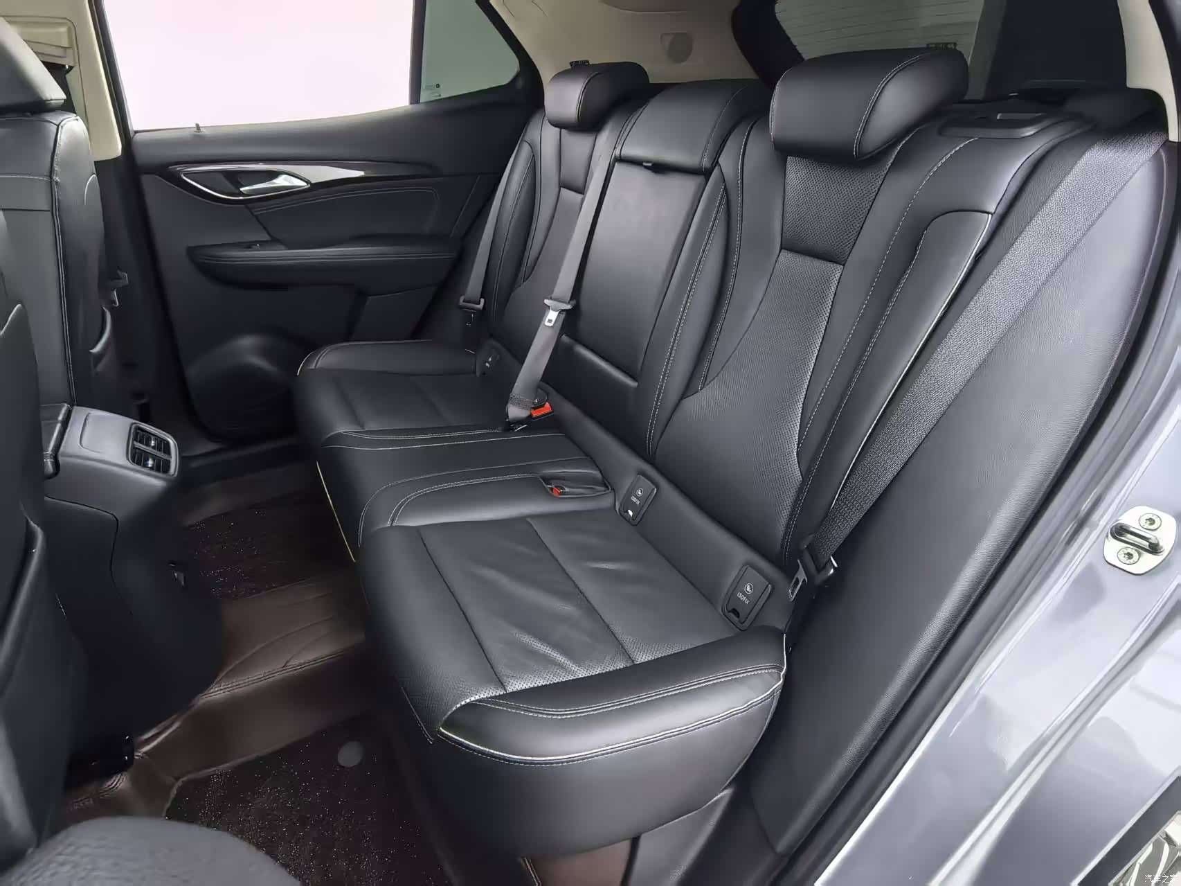 Buick Envision, 2022 12