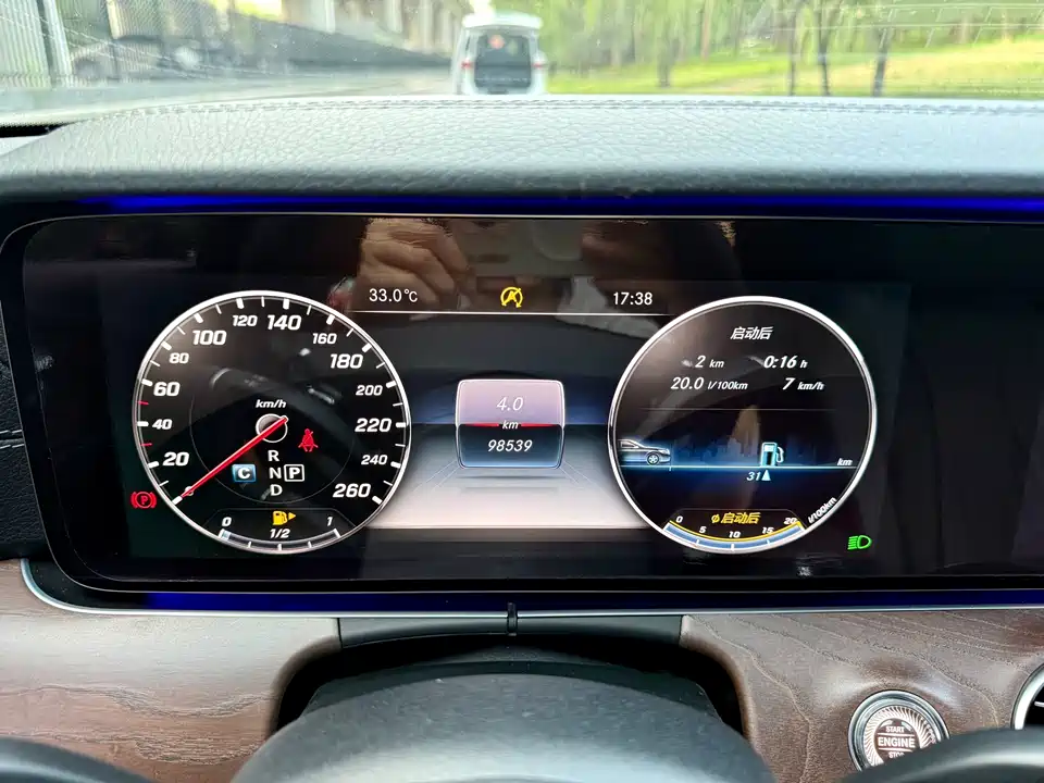 Mercedes-Benz E-class Mercedes-Benz E-class