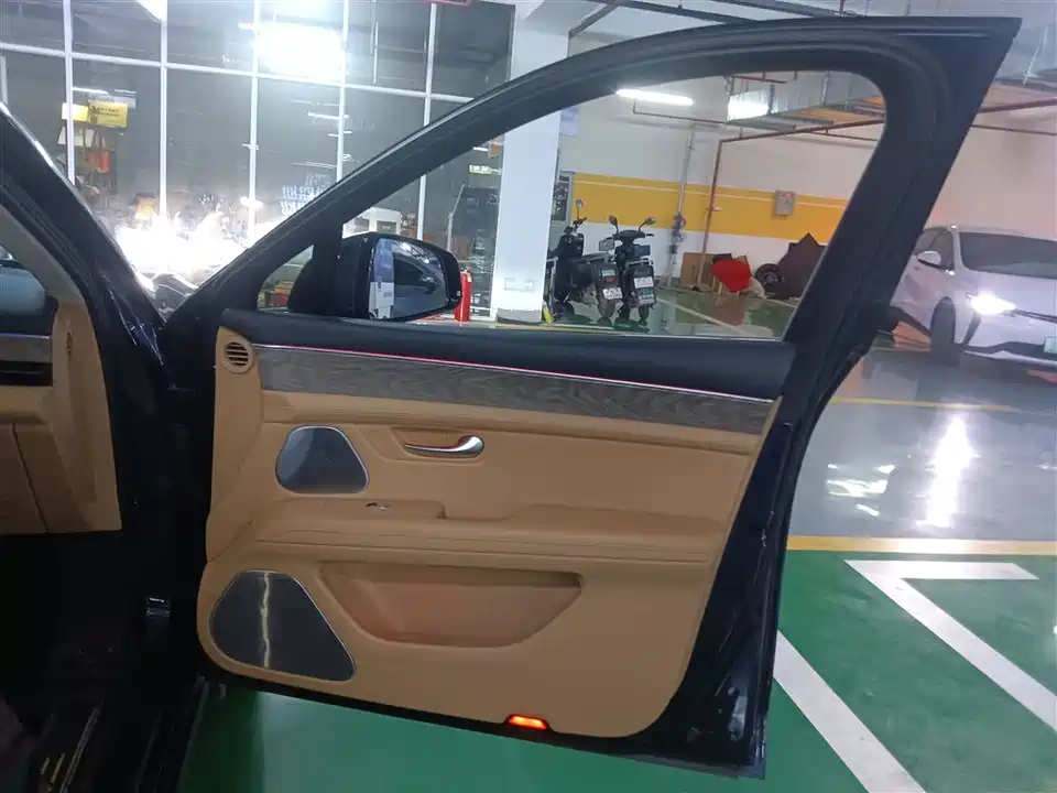 HarmonyOS Ask the world M5