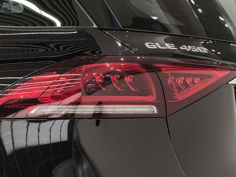 Mercedes-Benz GLE Mercedes-Benz GLE