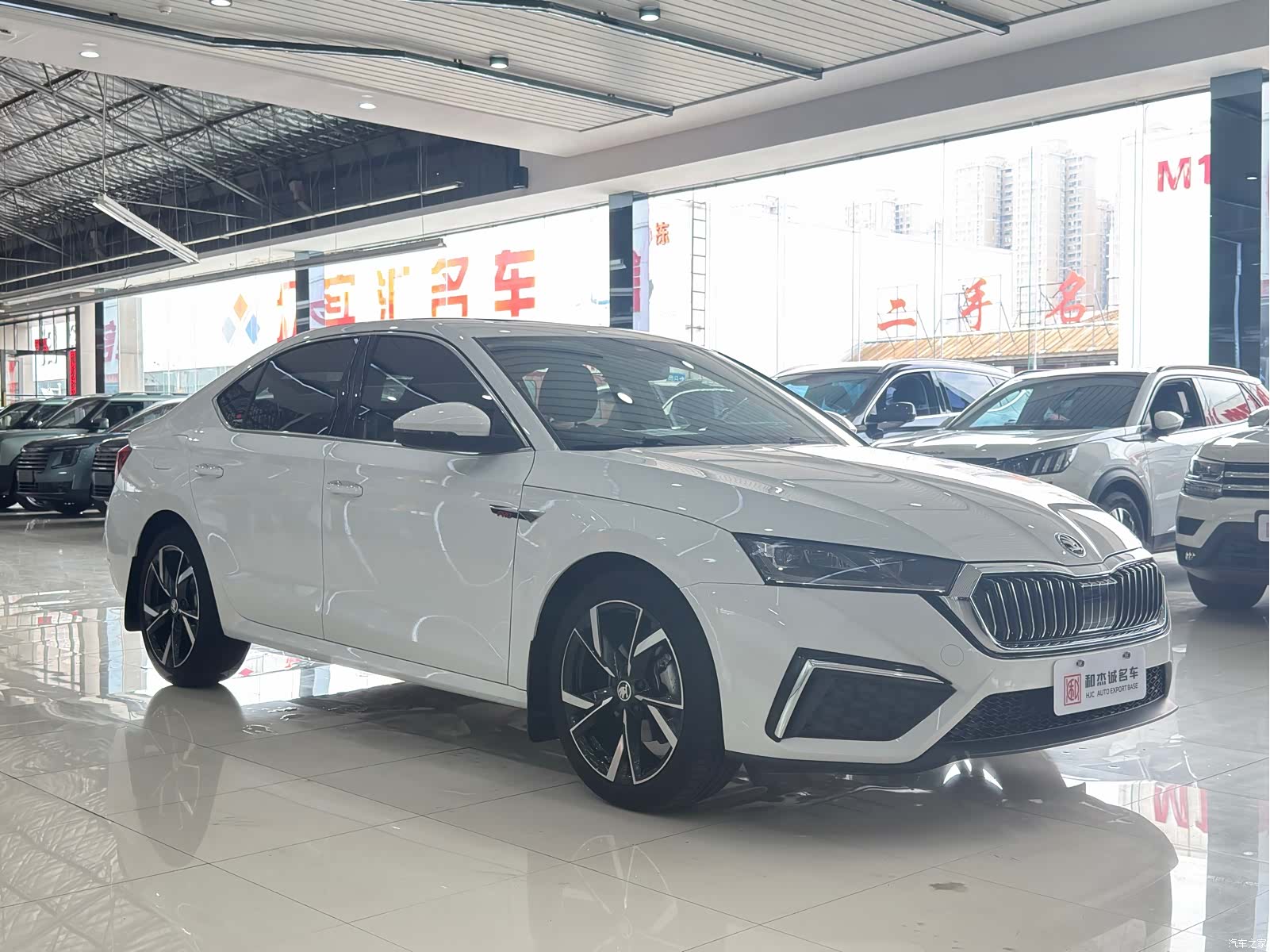 Skoda Octavia, 2023 3