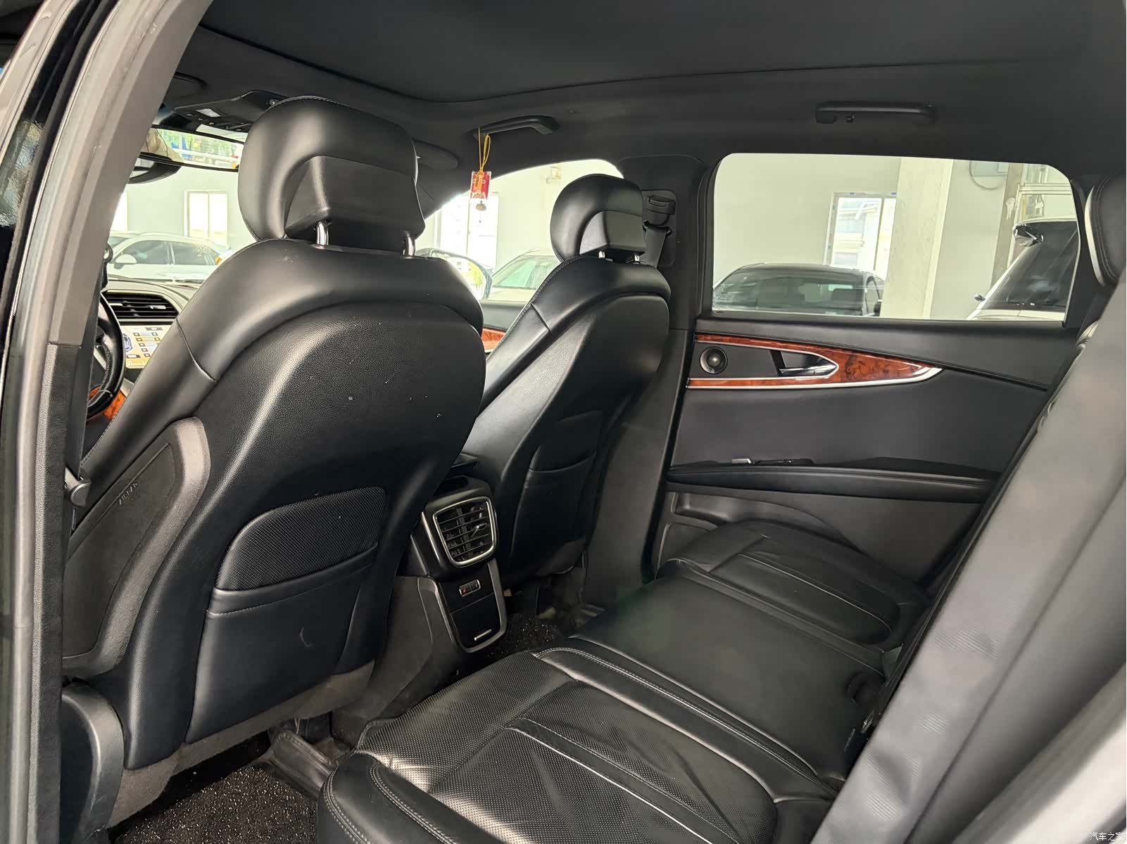 Lincoln MKX, 2018 9